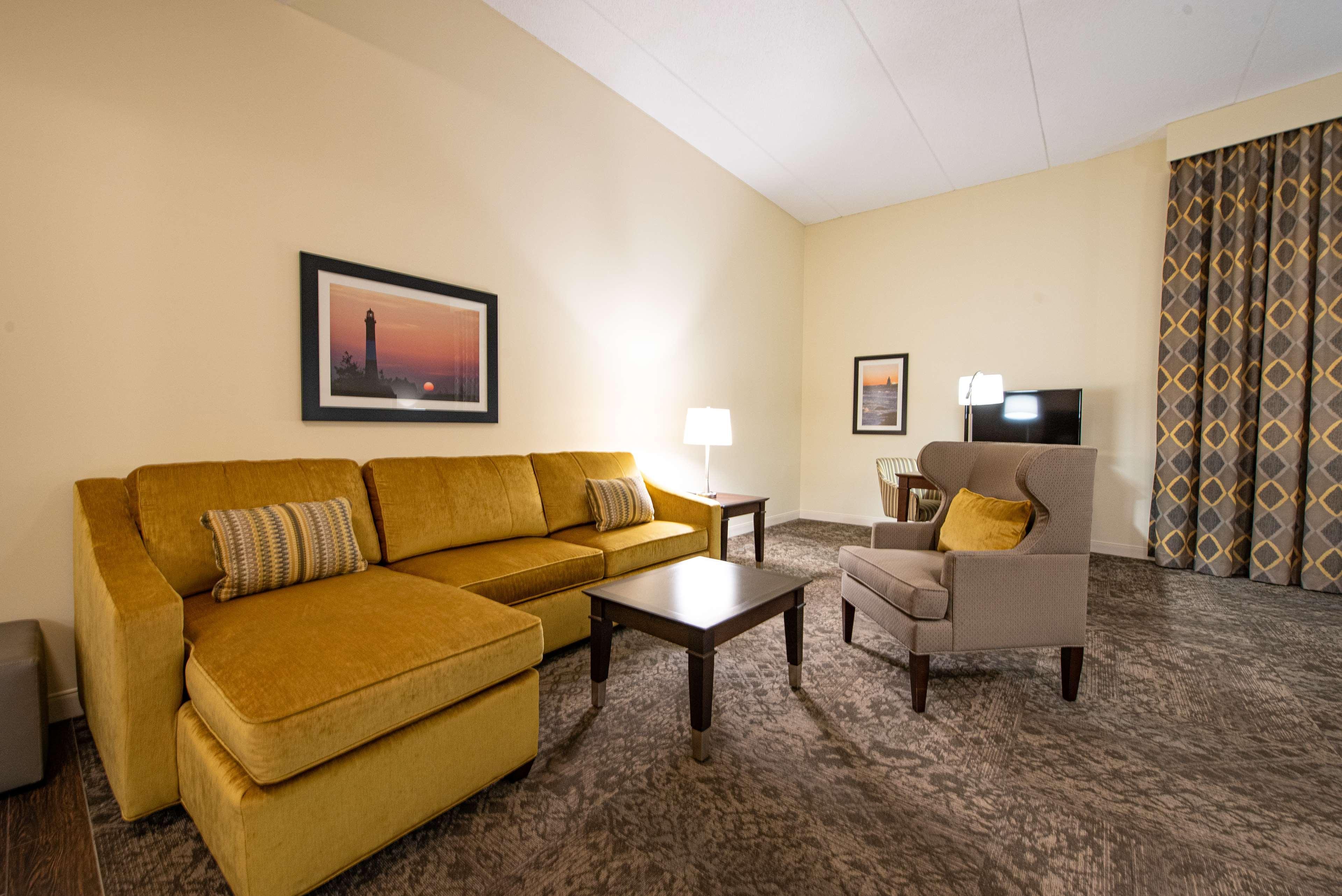 Hampton Inn & Suites By Hilton - Роквилл-Сентр Экстерьер фото
