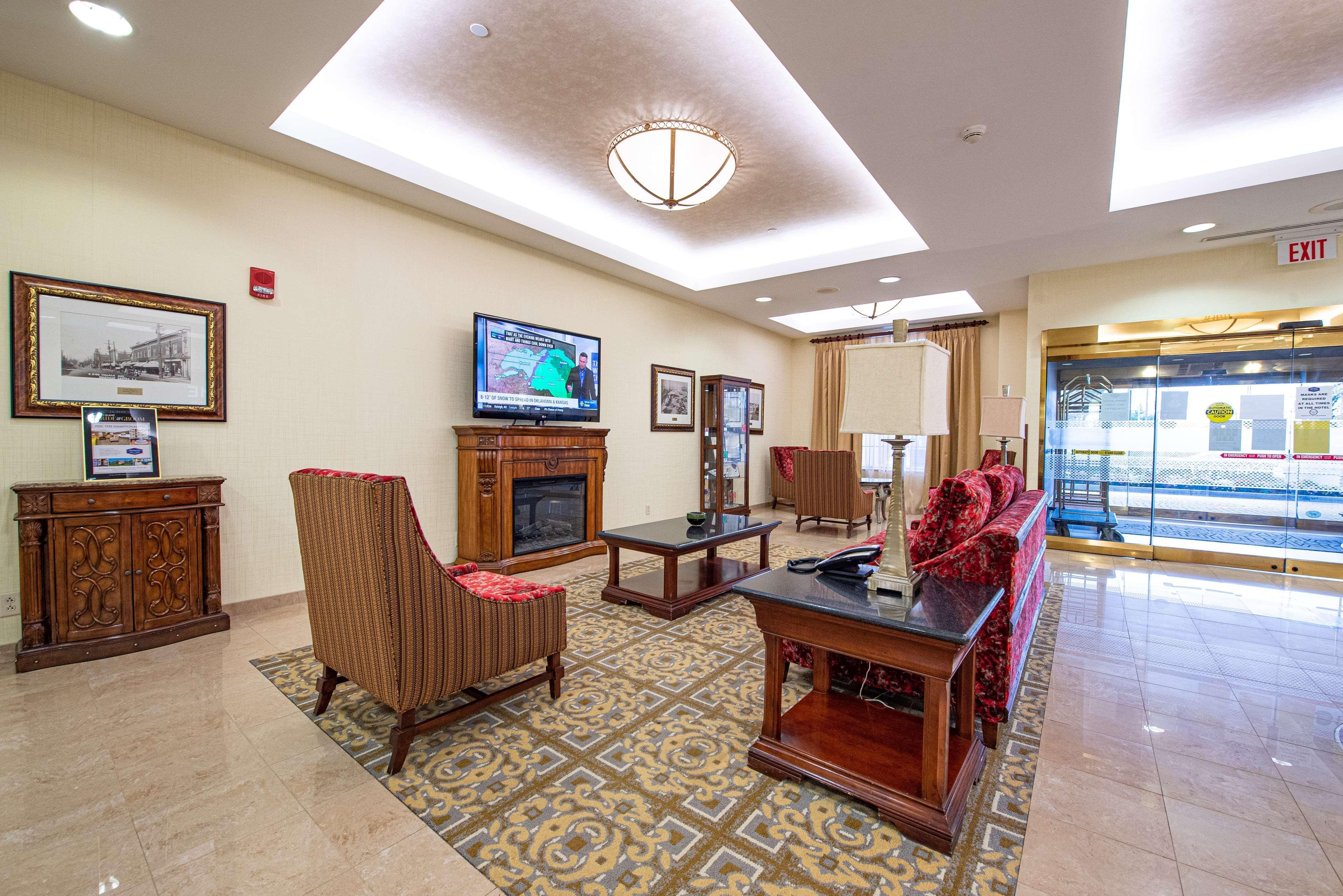 Hampton Inn & Suites By Hilton - Роквилл-Сентр Экстерьер фото