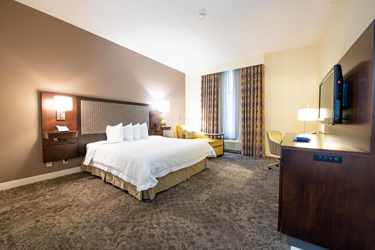 Hampton Inn & Suites By Hilton - Роквилл-Сентр Экстерьер фото