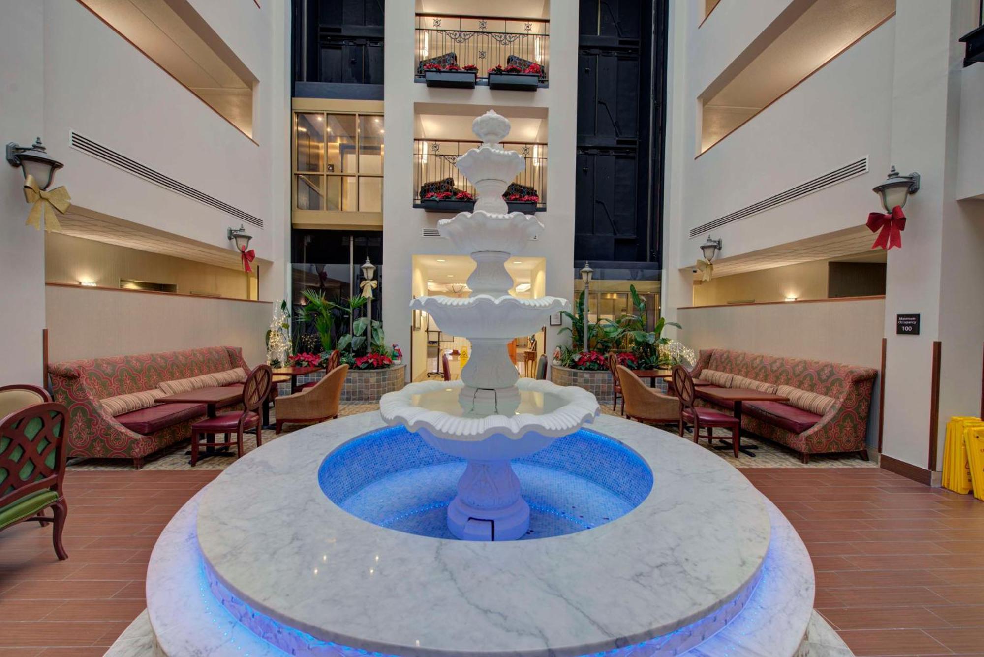 Hampton Inn & Suites By Hilton - Роквилл-Сентр Экстерьер фото