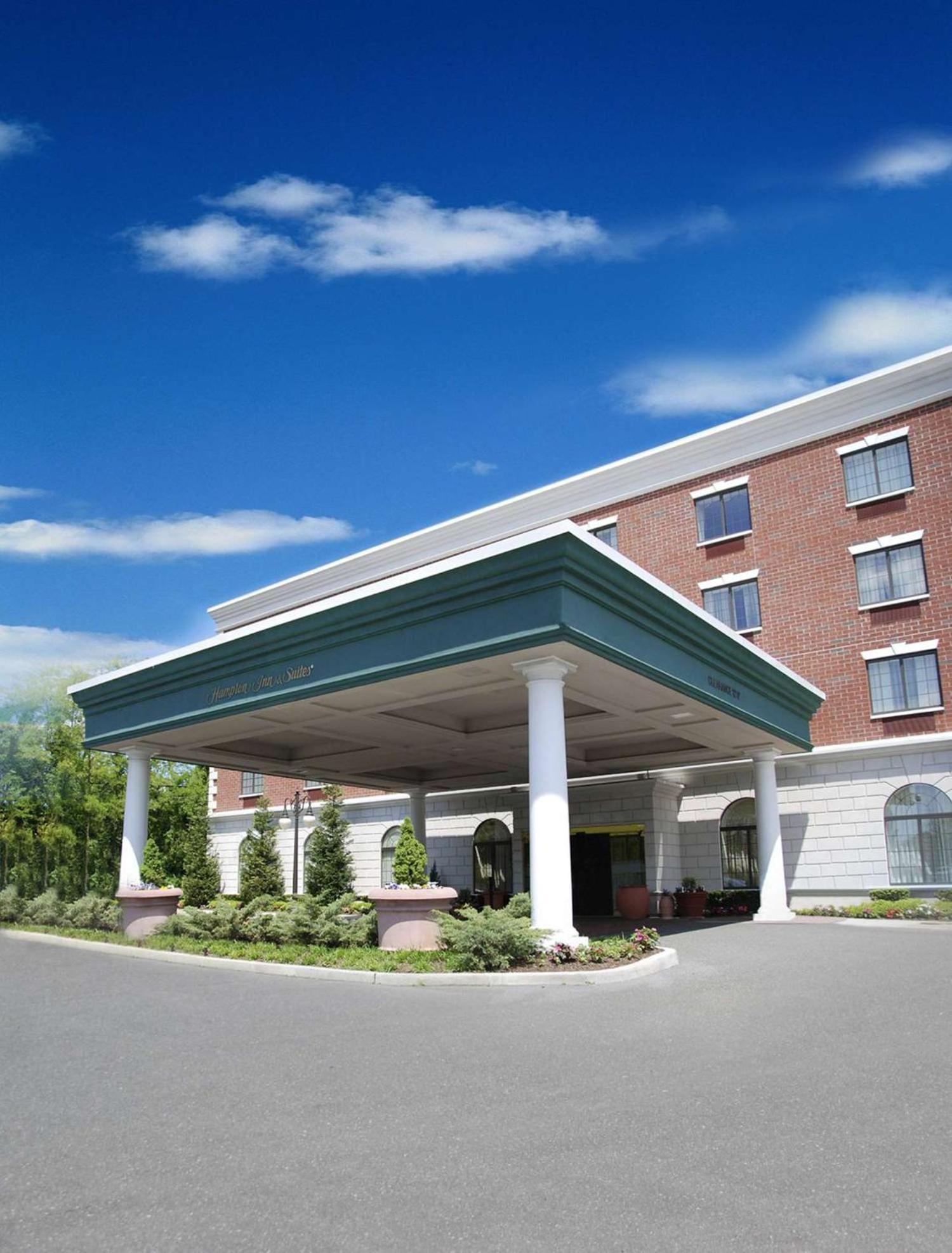 Hampton Inn & Suites By Hilton - Роквилл-Сентр Экстерьер фото