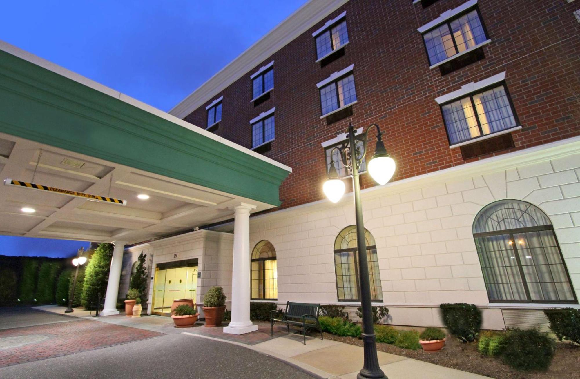 Hampton Inn & Suites By Hilton - Роквилл-Сентр Экстерьер фото